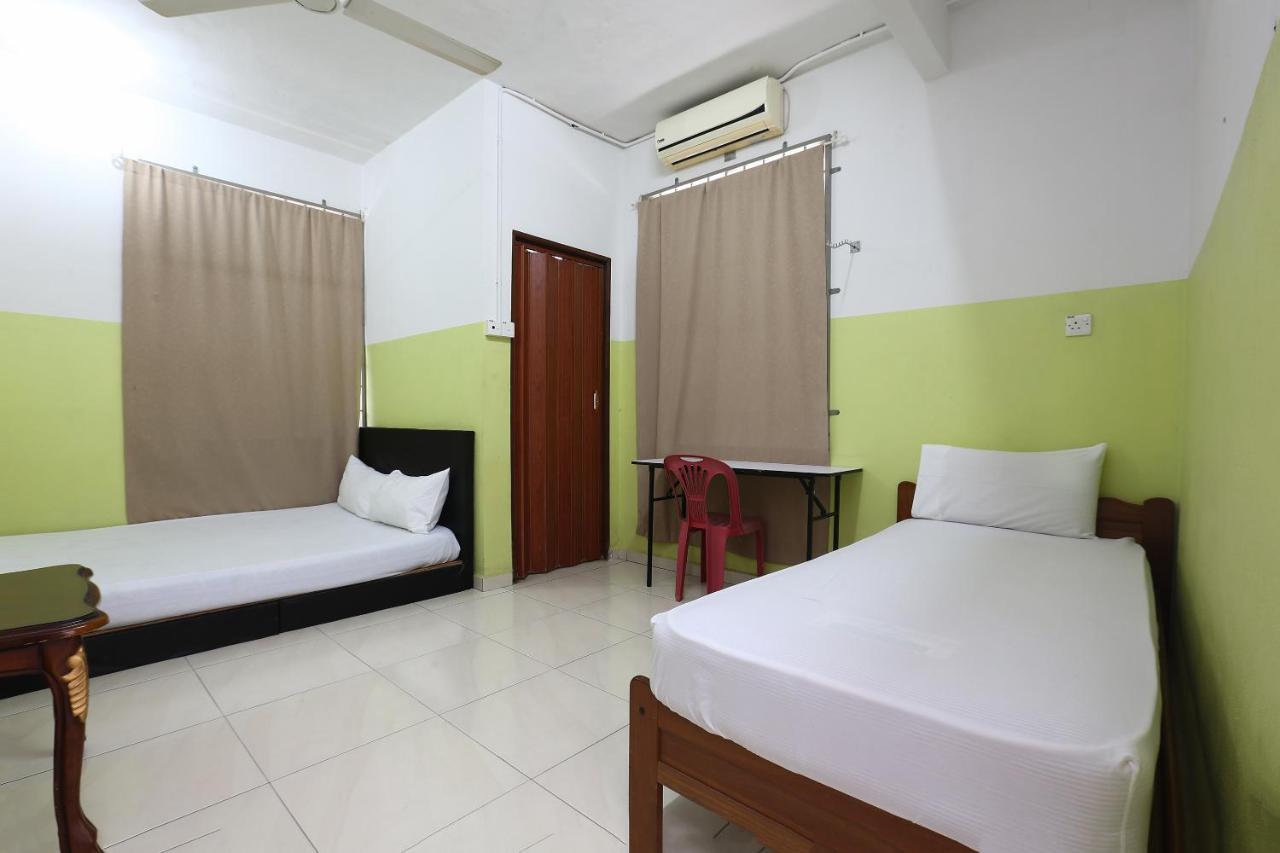 Rvh Hotel كوتا بْهارو المظهر الخارجي الصورة
