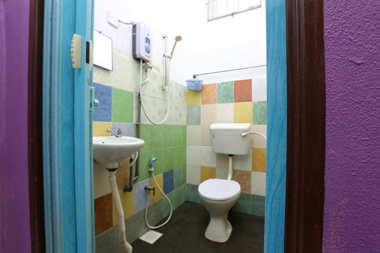 Rvh Hotel كوتا بْهارو المظهر الخارجي الصورة