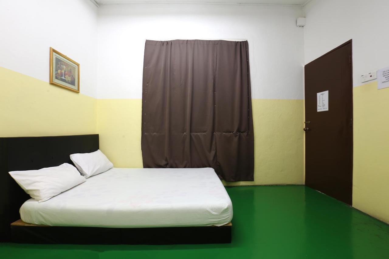 Rvh Hotel كوتا بْهارو المظهر الخارجي الصورة