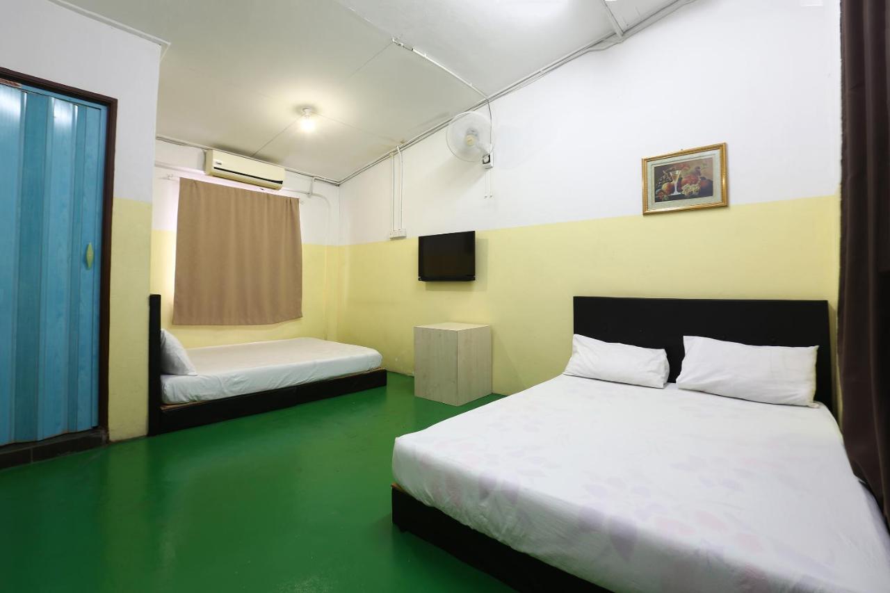 Rvh Hotel كوتا بْهارو المظهر الخارجي الصورة
