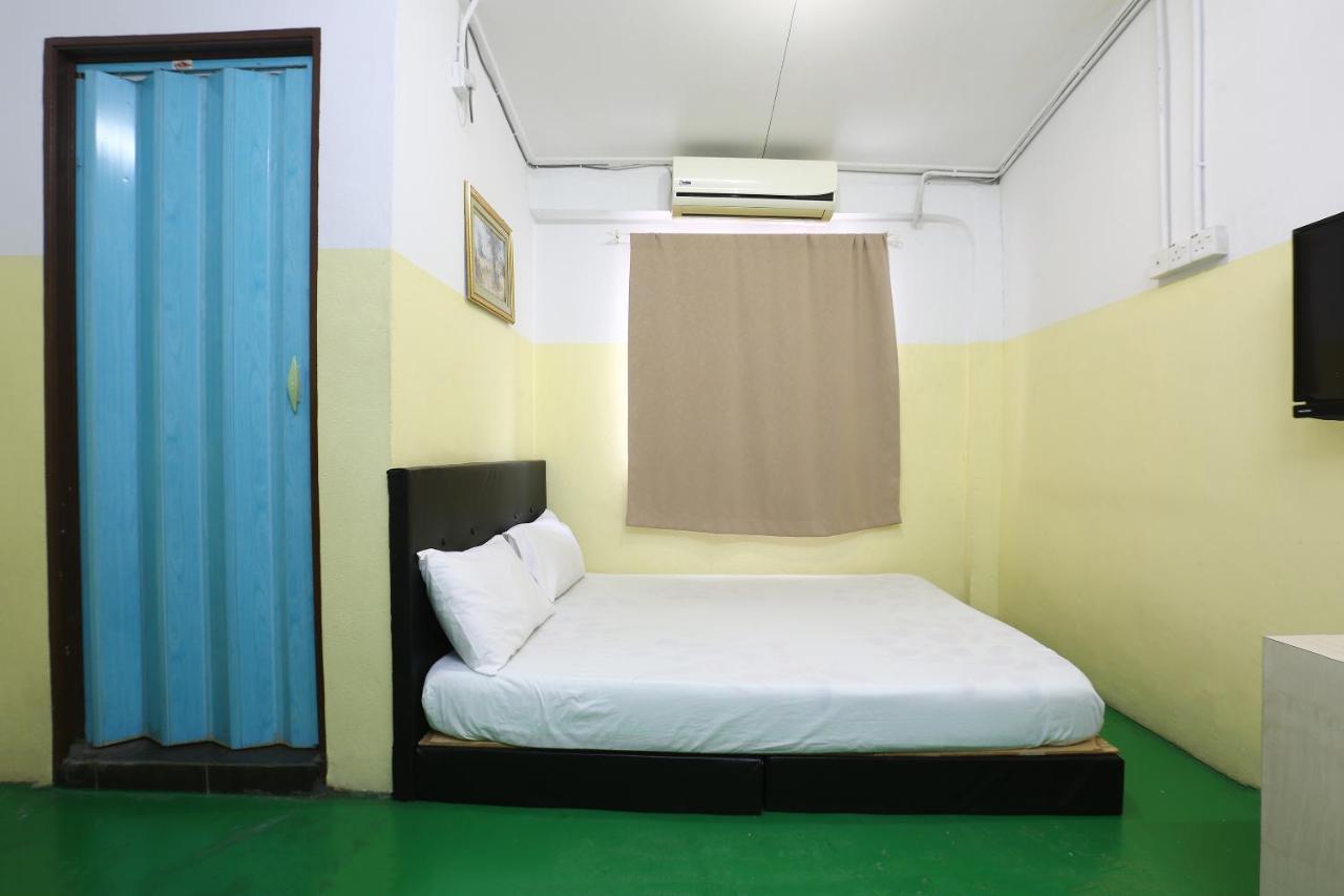 Rvh Hotel كوتا بْهارو المظهر الخارجي الصورة